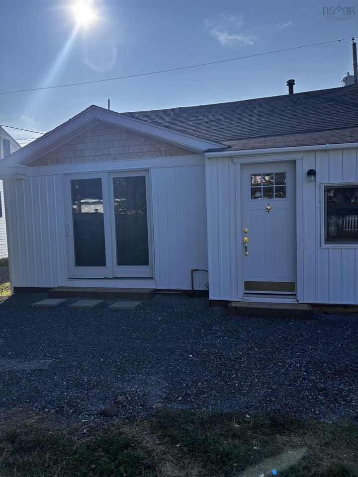 Property Photo:  531 High Street  NS B2H 2X9 