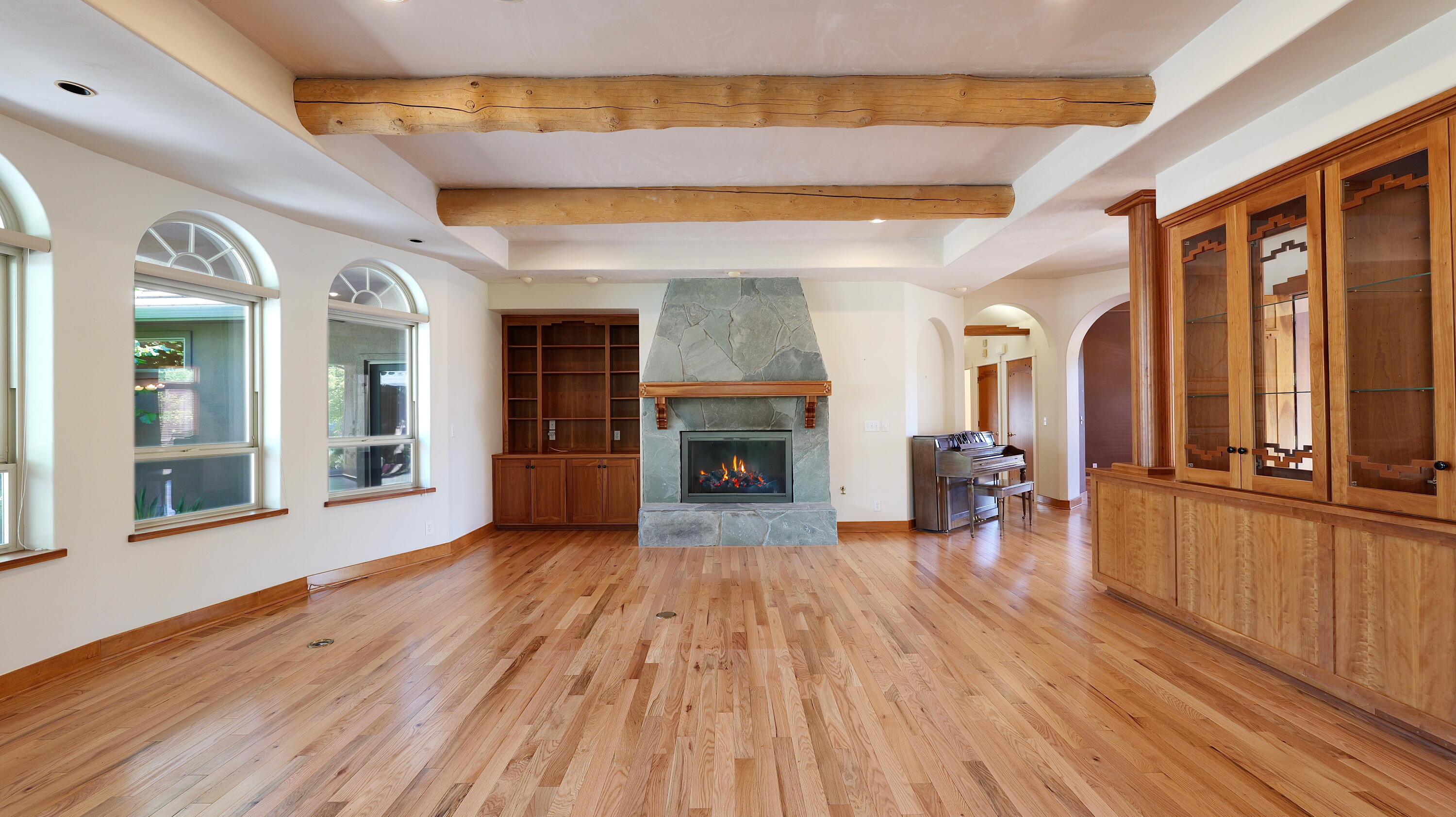 Property Photo: 770 Eastridge Drive OR 97504