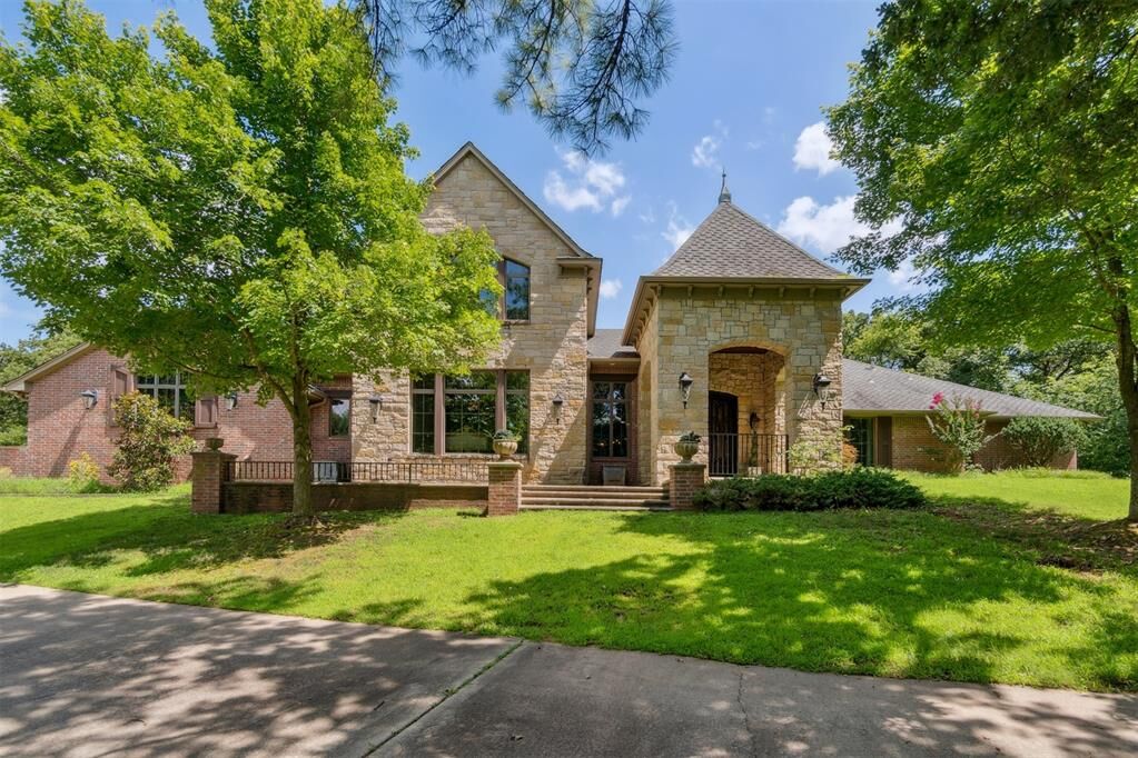 Property Photo: 1700 Sleepy Hollow Road OK 73034