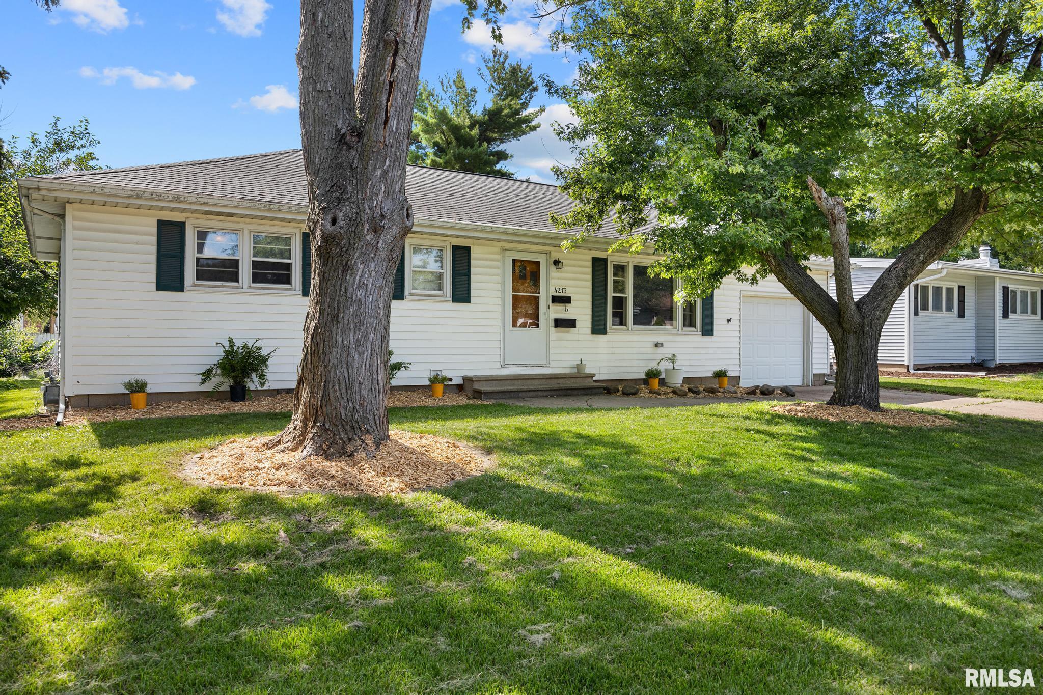 Property Photo:  4213 N Wycliffe Road  IL 61614-7436 