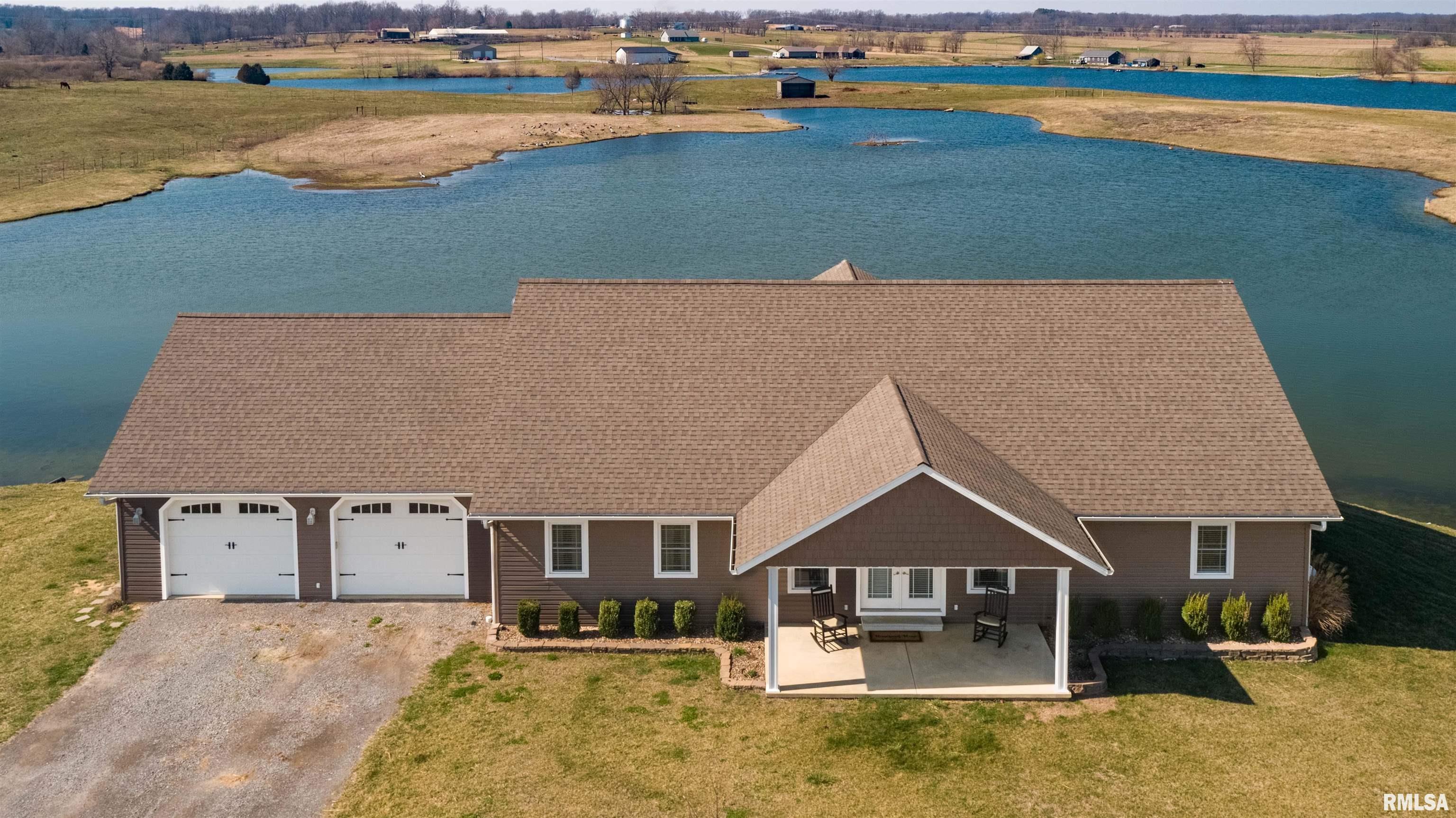 4747 Pintail Lane  Creal Springs IL 62922 photo