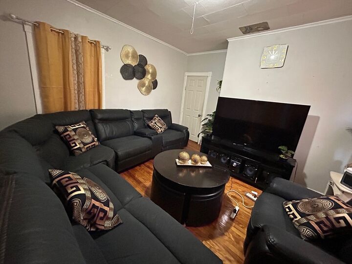 Property Photo: 7 Bluff St MA 01610