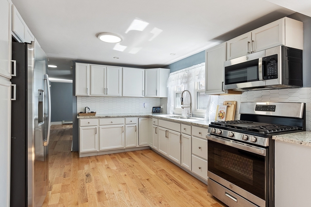 Property Photo: 390 Madison St MA 01420