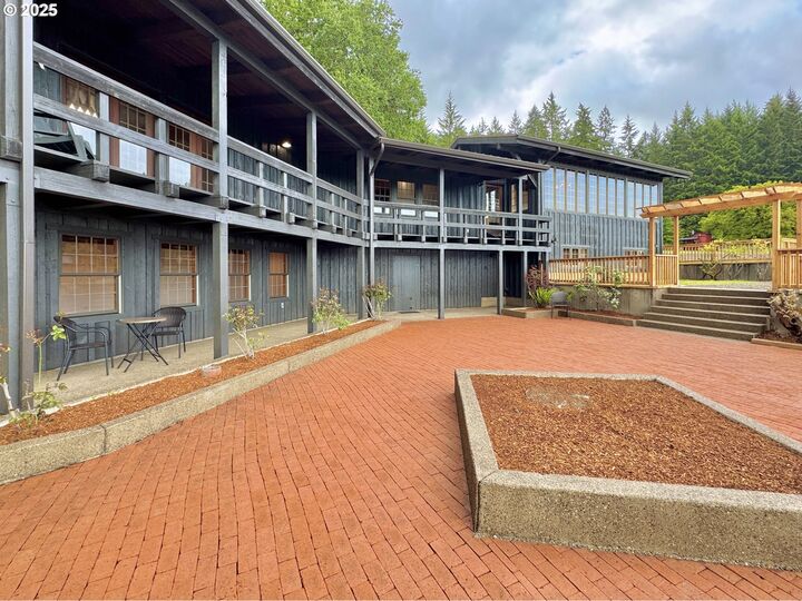 11890 SW Dupee Valley Rd 1  McMinnville OR 97128 photo