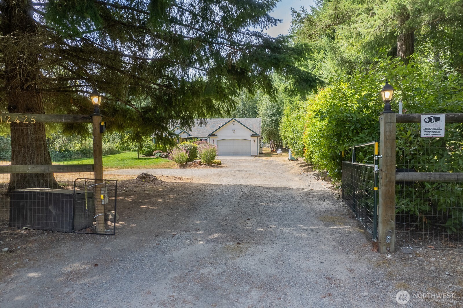 Property Photo: 12425 Zeller Road SE WA 98597