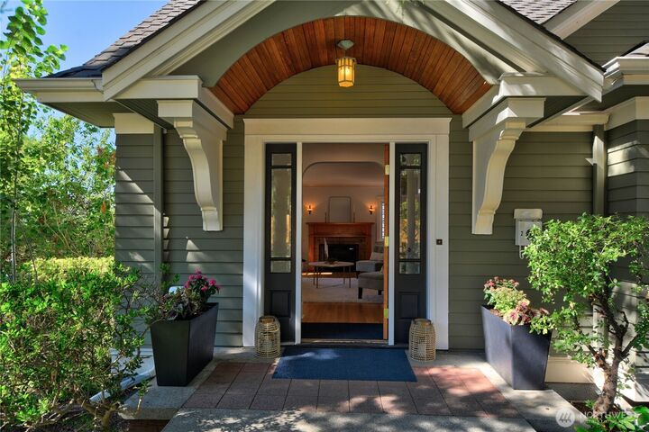 Property Photo: 2 Fulton Street WA 98109