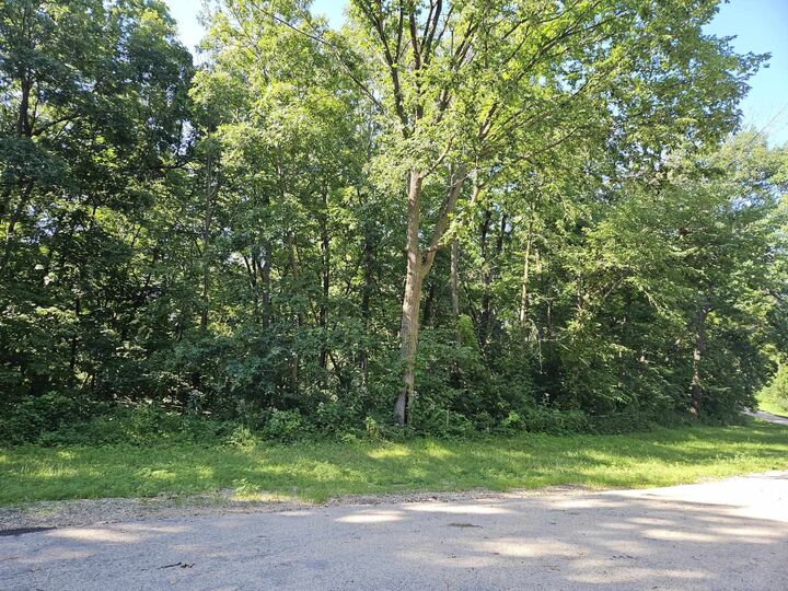 Property Photo: 35 Tamarack Row IL 61036