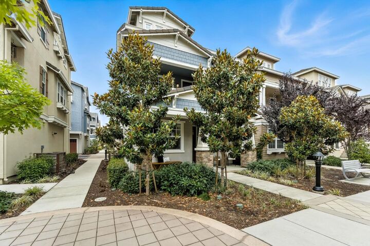 Property Photo:  3410 Pyramid Way  CA 94043 