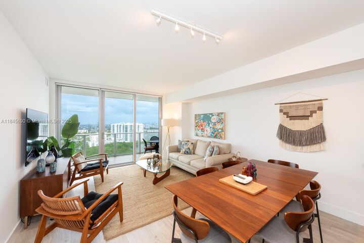 Property Photo: 16385 Biscayne Blvd 2904 FL 33160