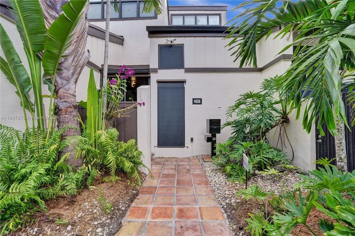 Property Photo:  8626 SW 94th St  FL 33156 