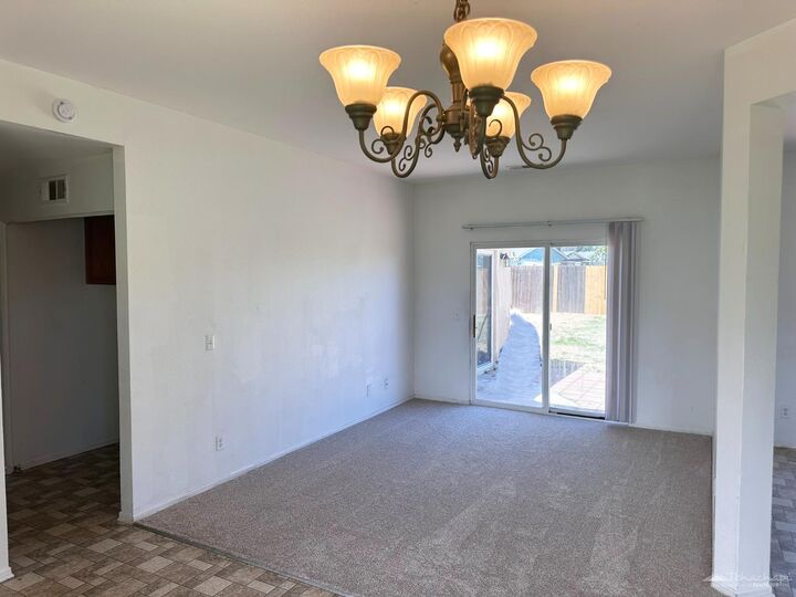 Property Photo: 821 Green Street CA 93561