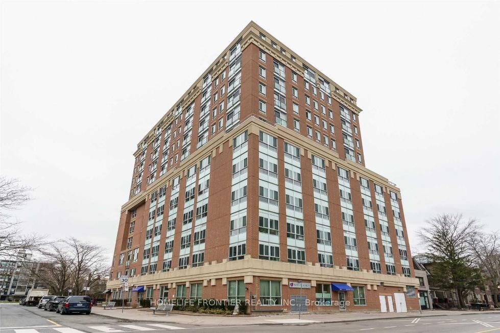 Property Photo: 15 Maplewood Avenue 911 ON M6C 4B4