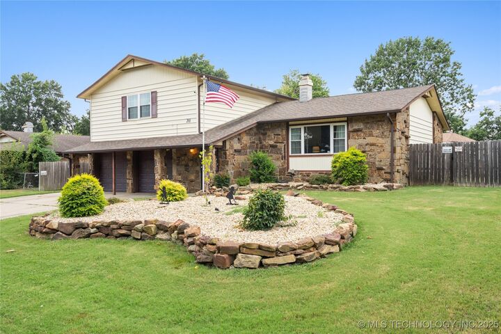 201 Elton Drive  Muskogee OK 74403 photo