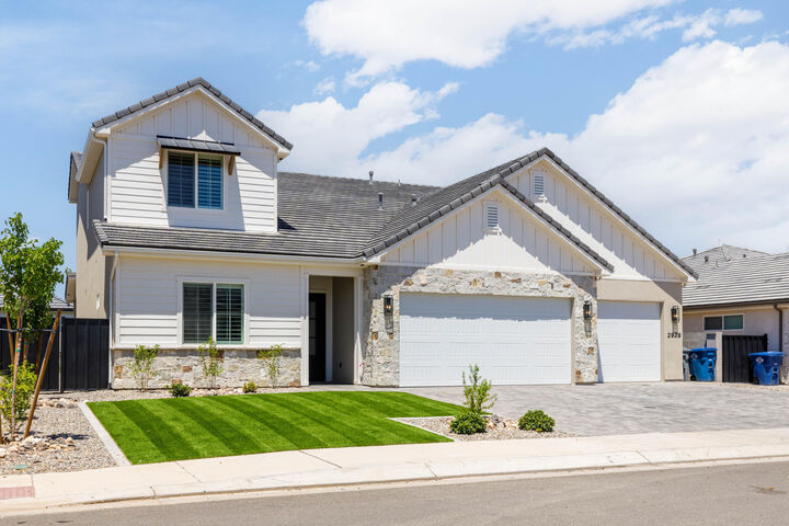 Property Photo:  2979 E Alderann St  UT 84790