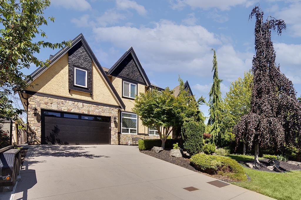 18977 55A Avenue  Surrey BC V3S 6X1 photo