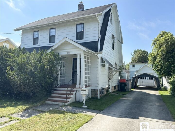 Property Photo: 1389 Newland Avenue NY 14701