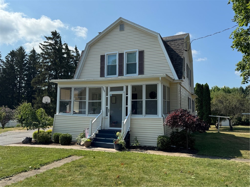 Property Photo: 905 County 4 Road NY 14456