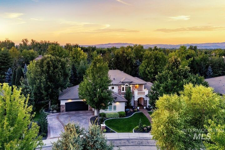 Property Photo:  926 W Sherason Dr.  ID 83616 