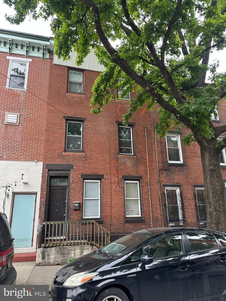 2103 E York Street  Philadelphia PA 19125 photo