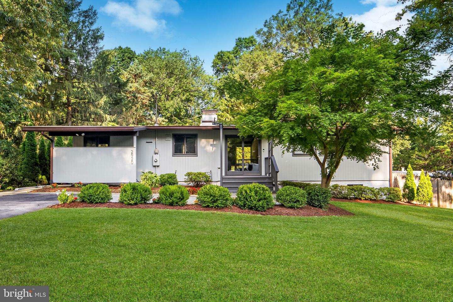 2920 Meadow View Road  Falls Church VA 22042 photo