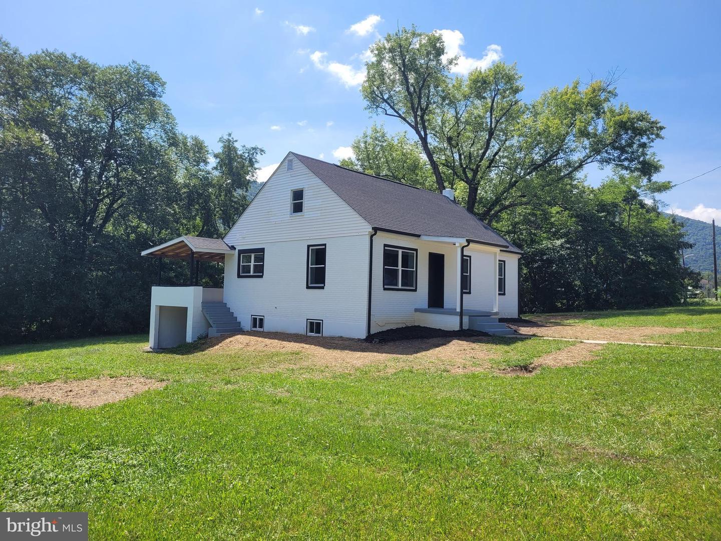 Property Photo: 13310 Pershing Street MD 21502