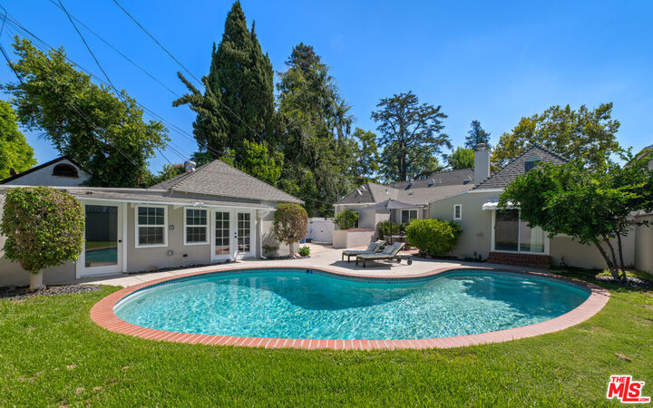 Property Photo:  4547 Ledge Ave  CA 91602 