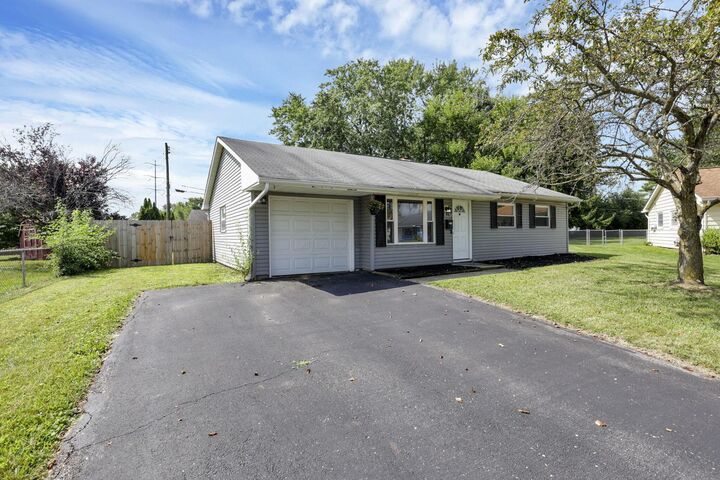Property Photo:  4967 Carroll Court  OH 43026 