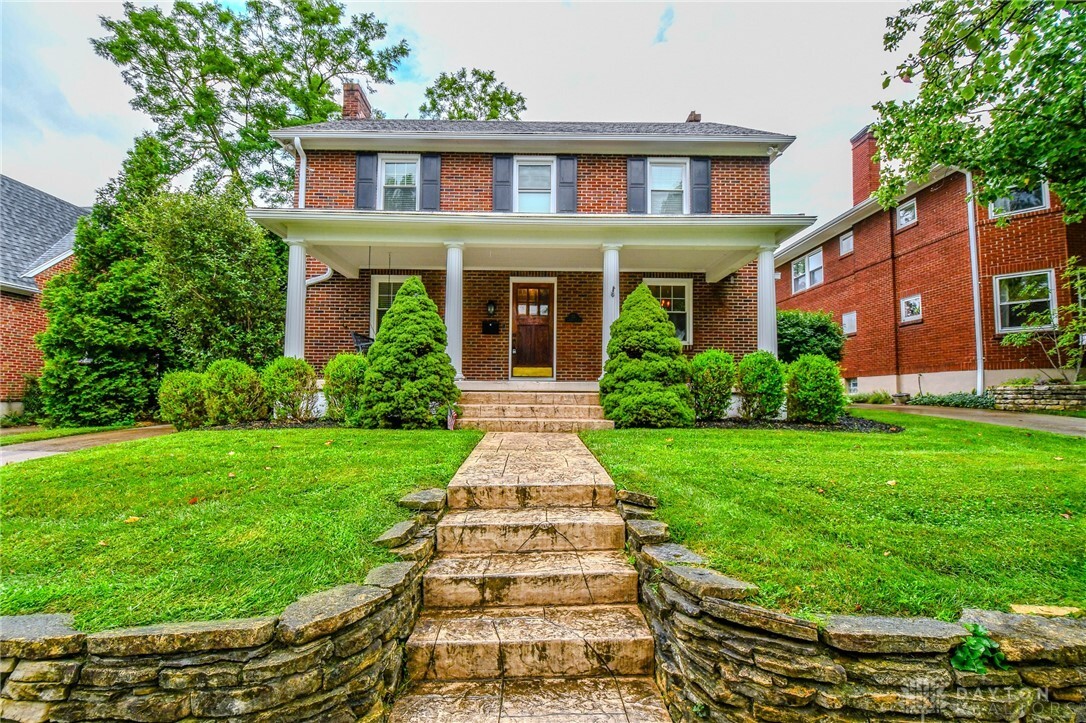 Property Photo: 15 Lonsdale Avenue OH 45419