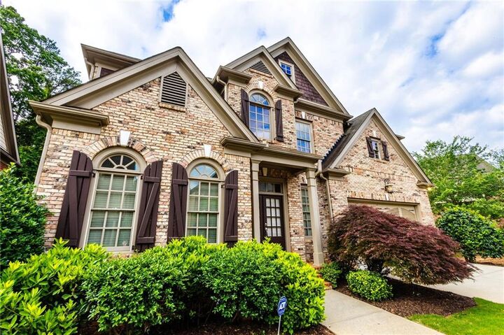 Property Photo:  6277 Mount Vernon Oaks Drive  GA 30328 