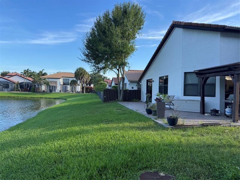 Property Photo:  1360 NW 105th Ave  FL 33322 