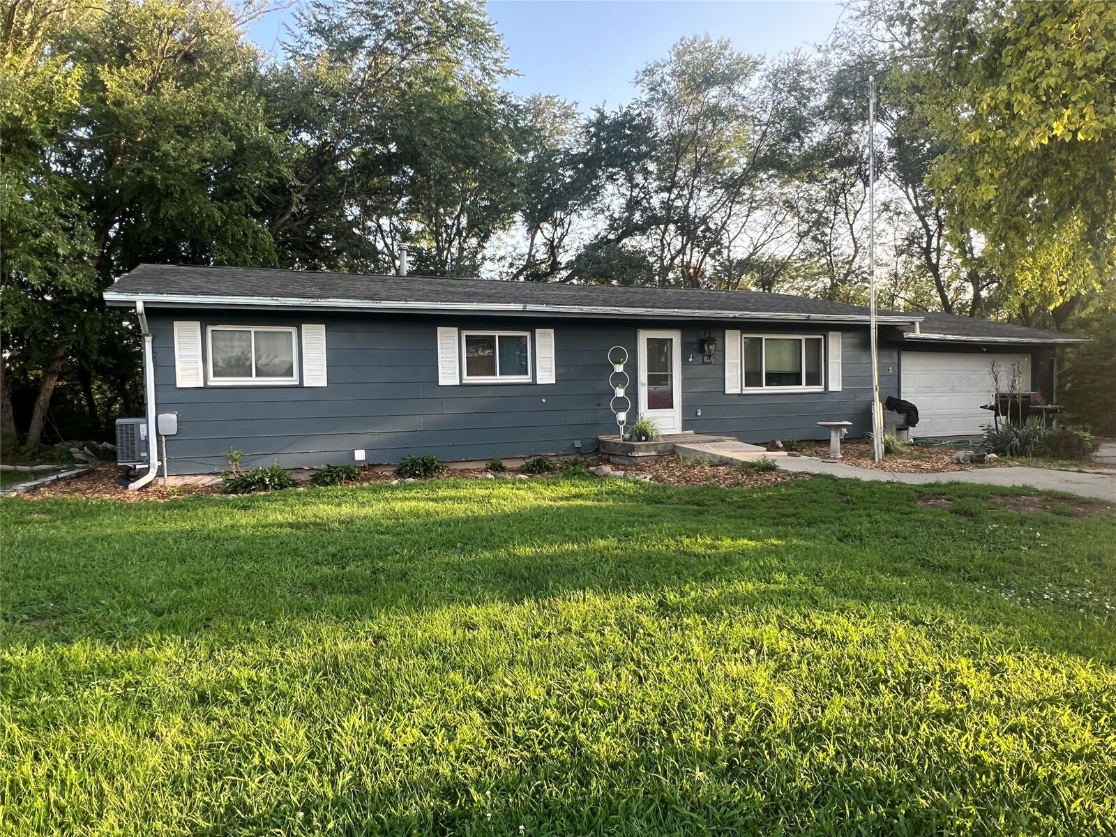 Property Photo: 626 W Main Street IA 50216