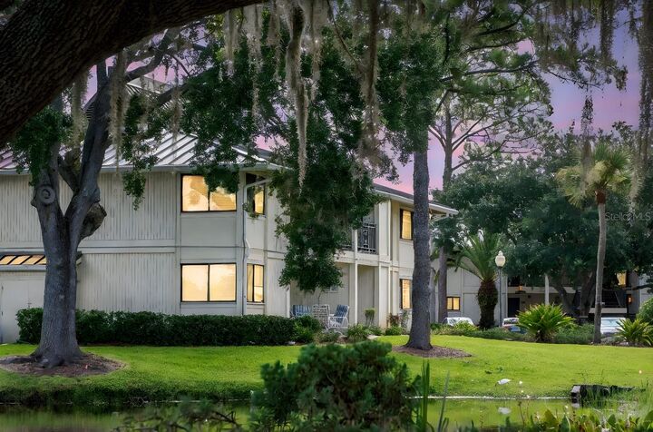 Property Photo: 4947 Mill Pond Road 3104/3106 FL 33543