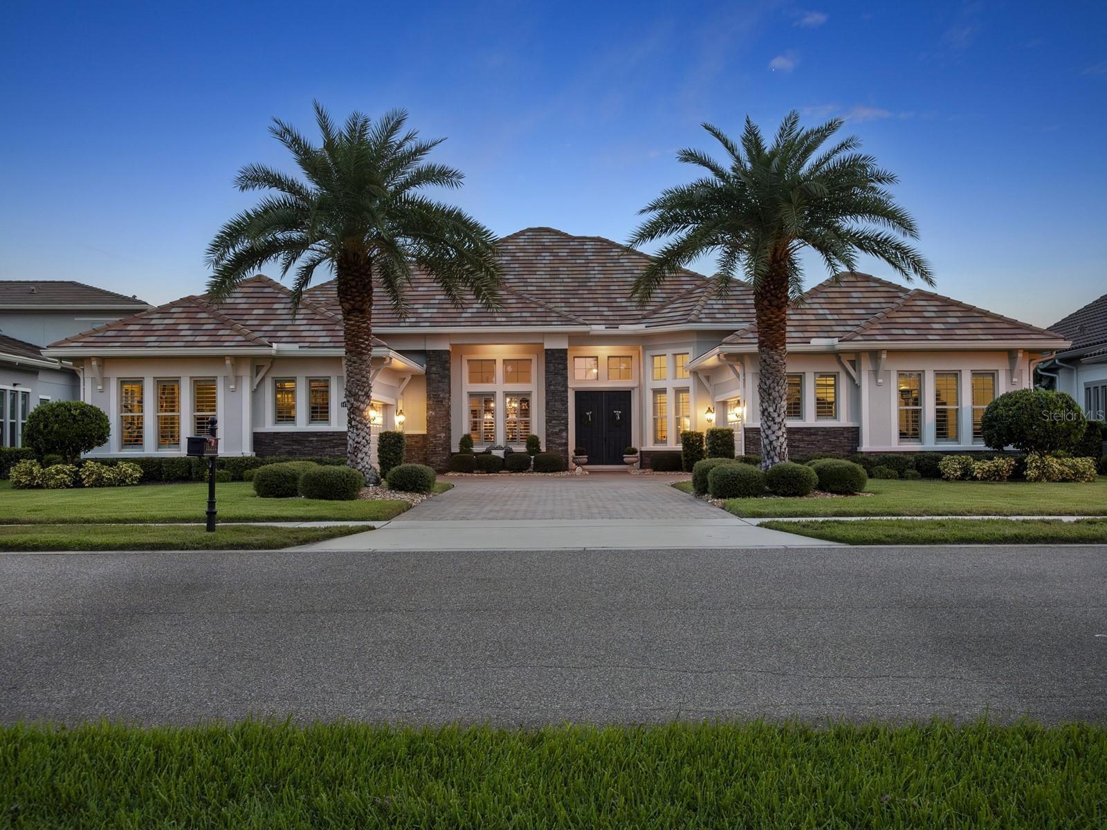 Property Photo: 14640 Pylon Court FL 34787