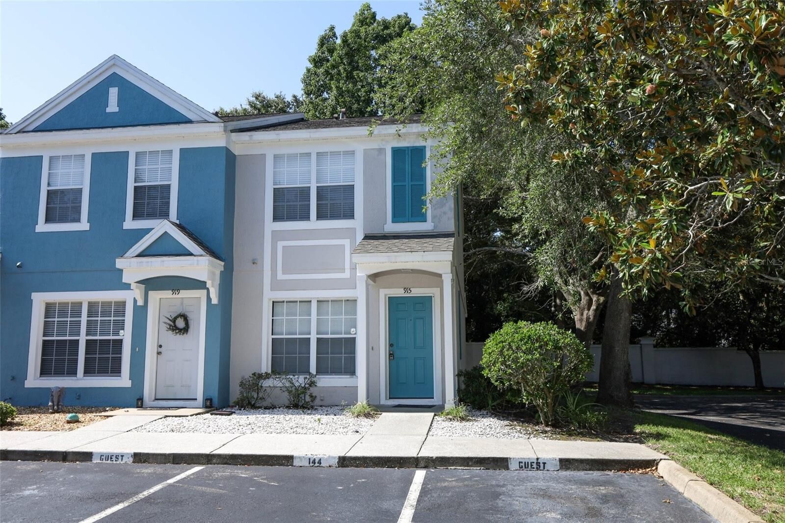 Property Photo:  915 Vineland Place  FL 32746 