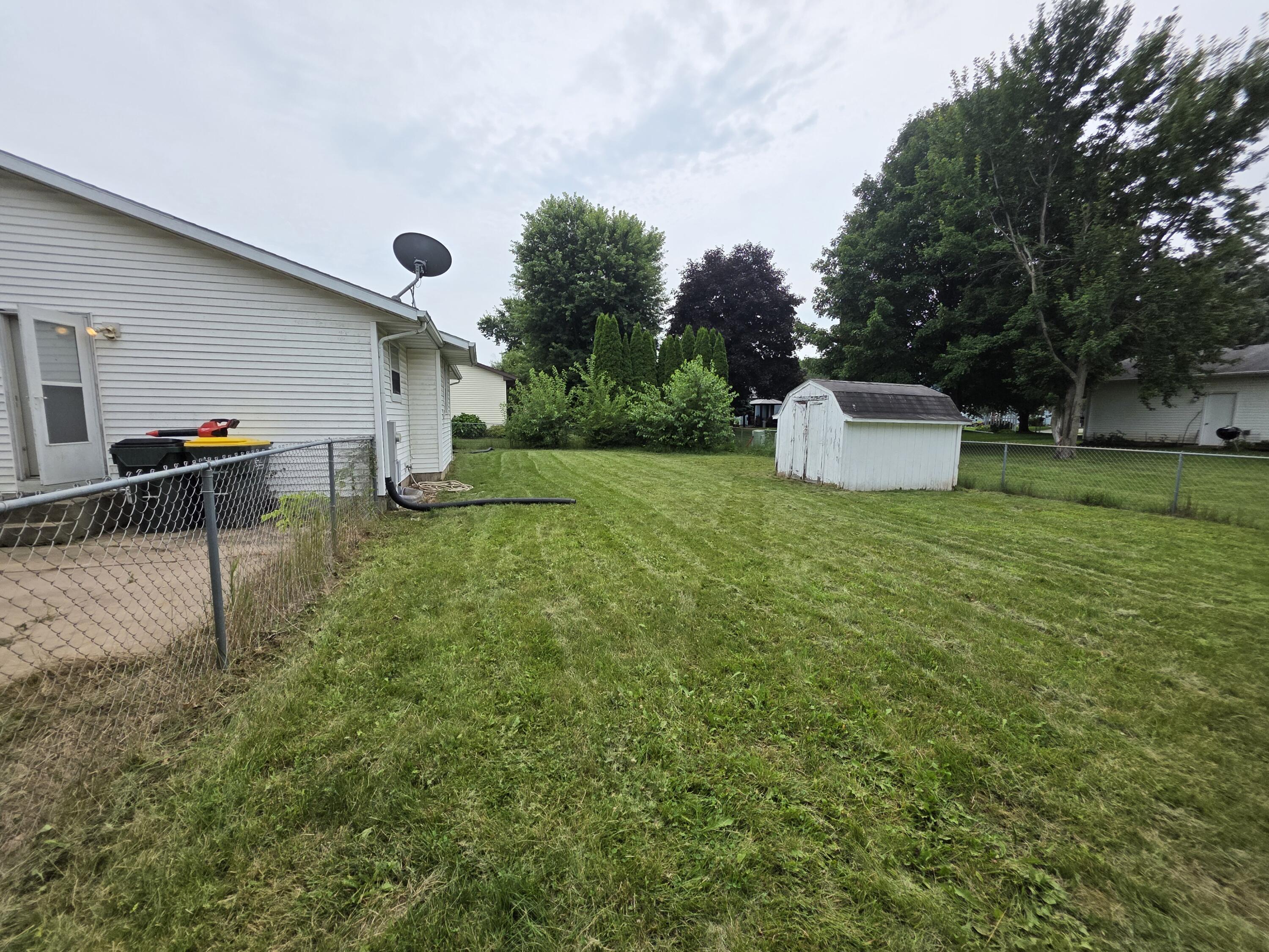 Property Photo: 543 Sycamore St WI 53583