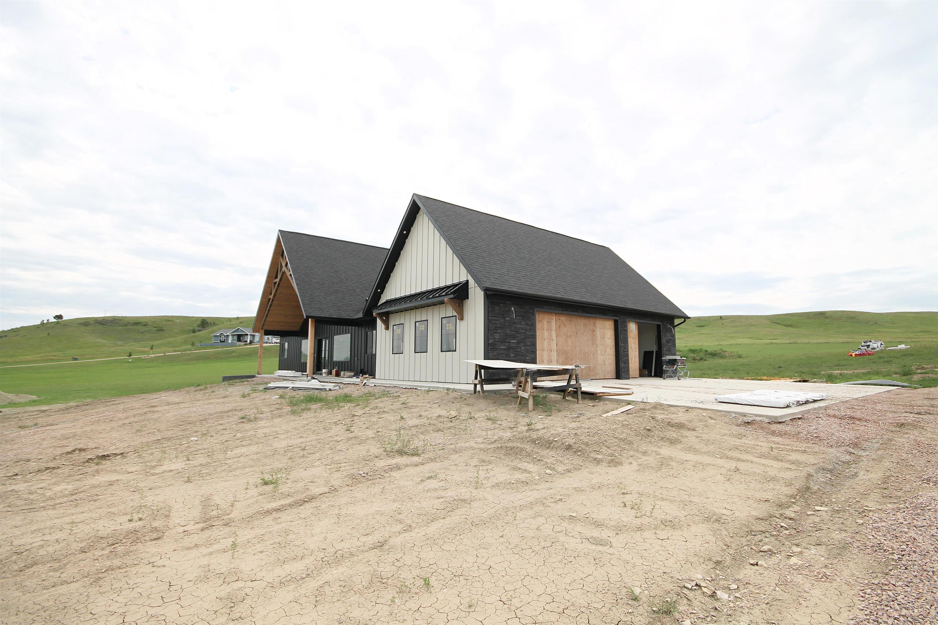 Property Photo: 6870 Walleye Way SD 57718