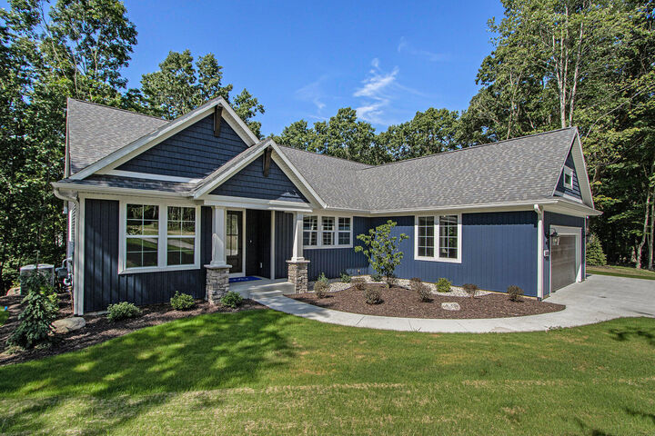 Property Photo:  6583 W Hidden Lake Circle  MI 49083 