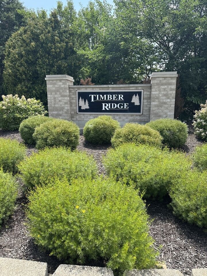 Property Photo: 101 Candlegate Circle IL 60443