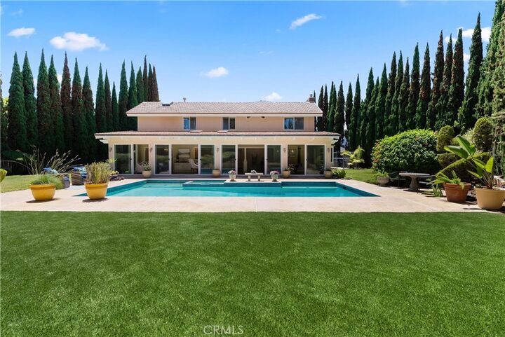 Property Photo:  6971 Garden Circle  CA 92648 