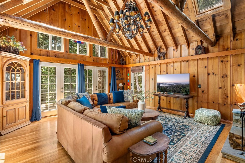 Property Photo: 816 Fern Road CA 92385