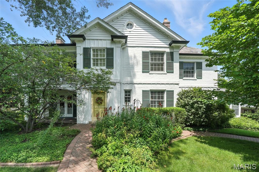 Property Photo: 5 Thorndell Drive MO 63117