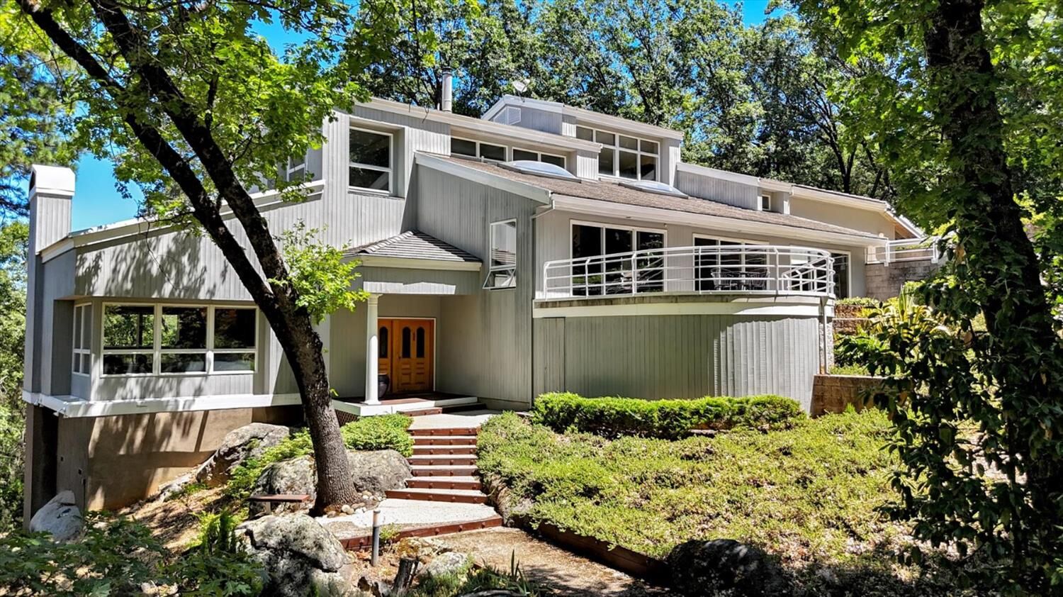 Property Photo:  13118 Cement Hill Road  CA 95959 