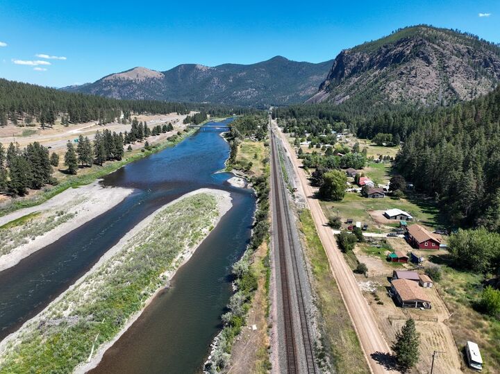 32455 Bible Lane  Alberton MT 59820 photo