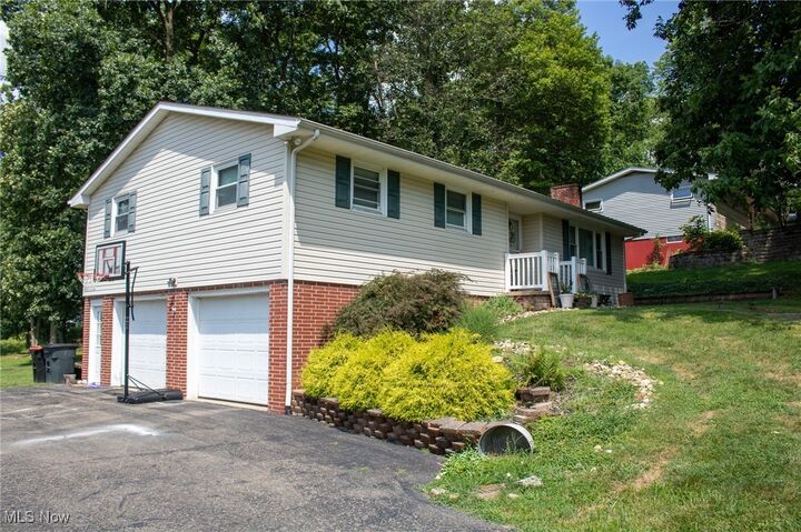 Property Photo: 975 Blossom Lane OH 43701