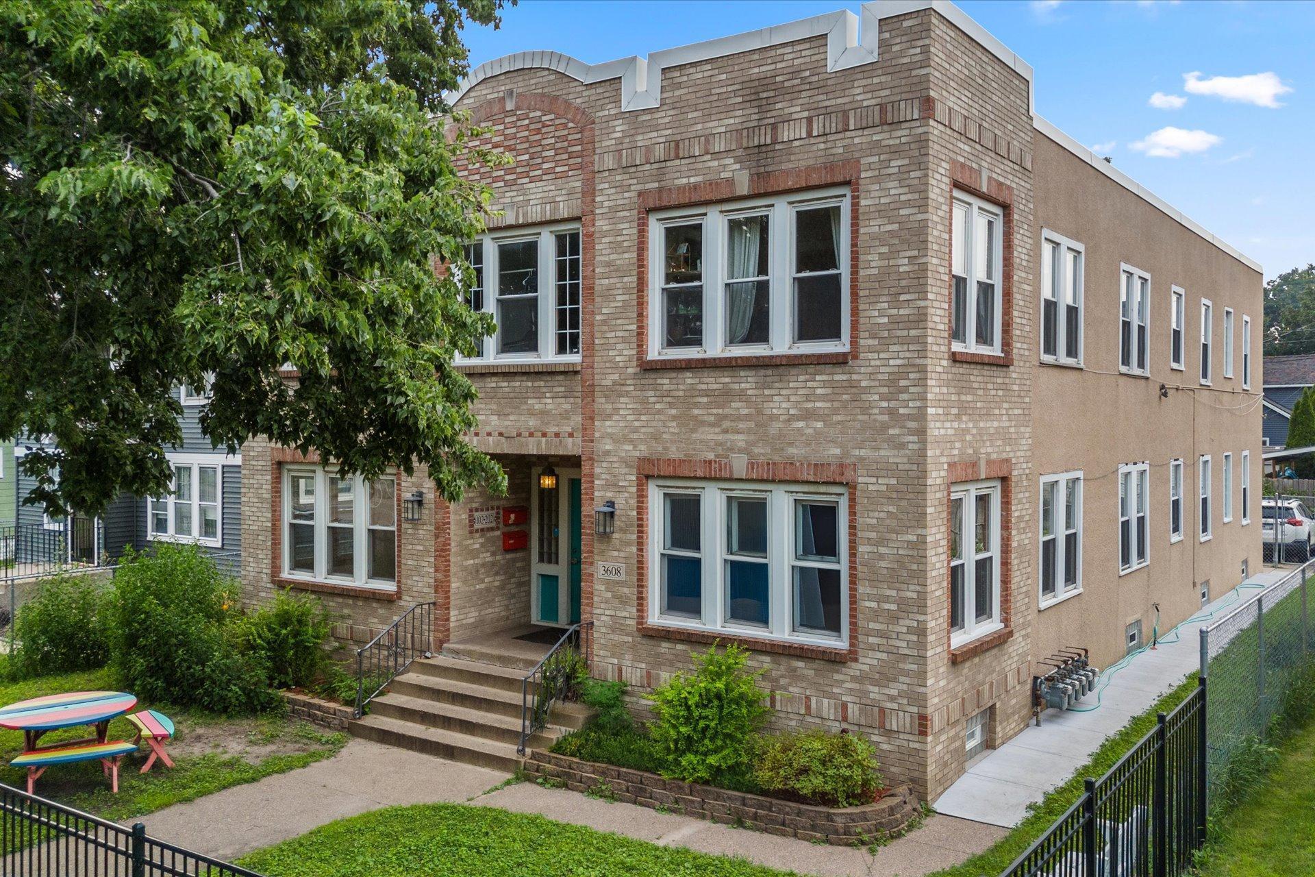 Property Photo: 3608 Park Avenue 102 MN 55407