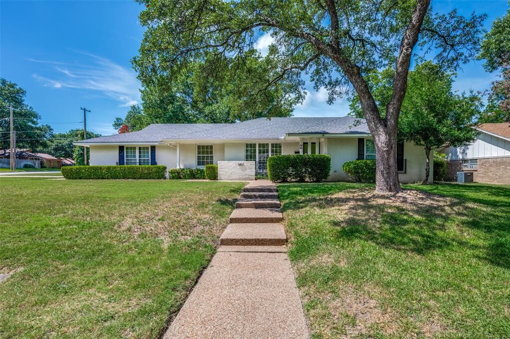 Property Photo: 3801 Wharton Drive TX 76133