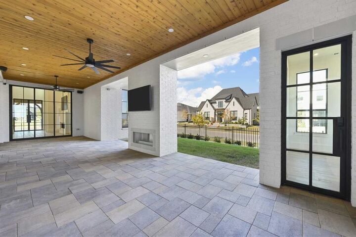 Property Photo:  3338 Floral Mews  TX 75033 