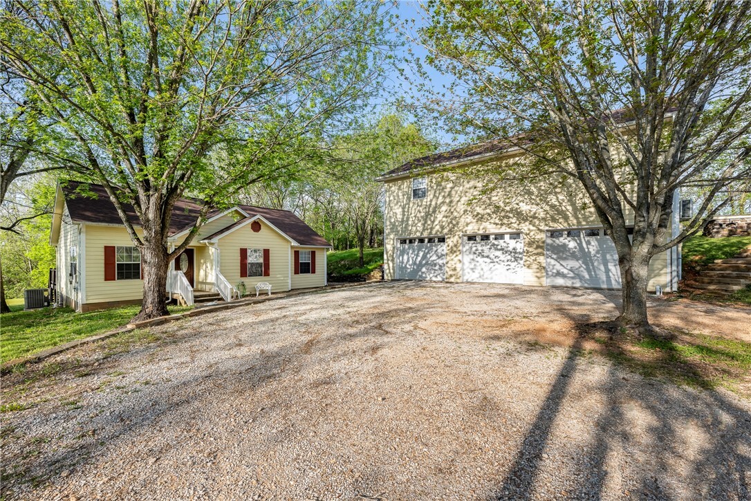Property Photo: 19360 Ford Road AR 72732