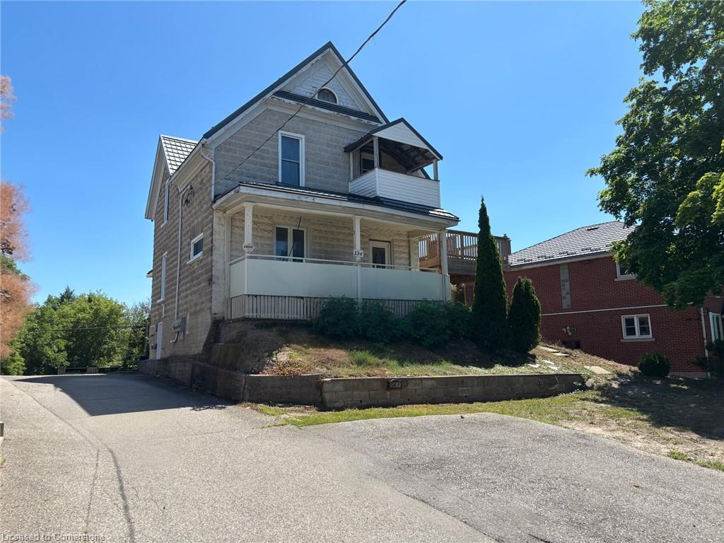 Property Photo: 134 Lancaster Street W ON N2H 4T6