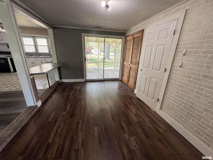 Property Photo:  759 Birchwood Drive  IL 62839 